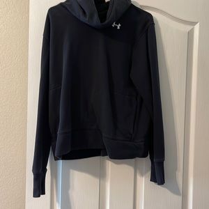 Under Armour black sweatshirt